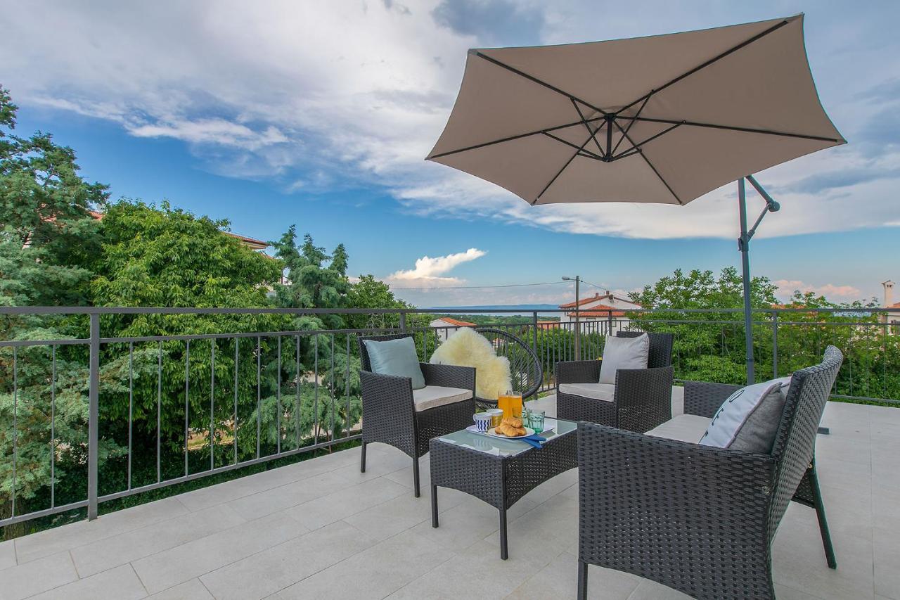 Premium 100M2 Sea View Apartment Лижнян Екстер'єр фото