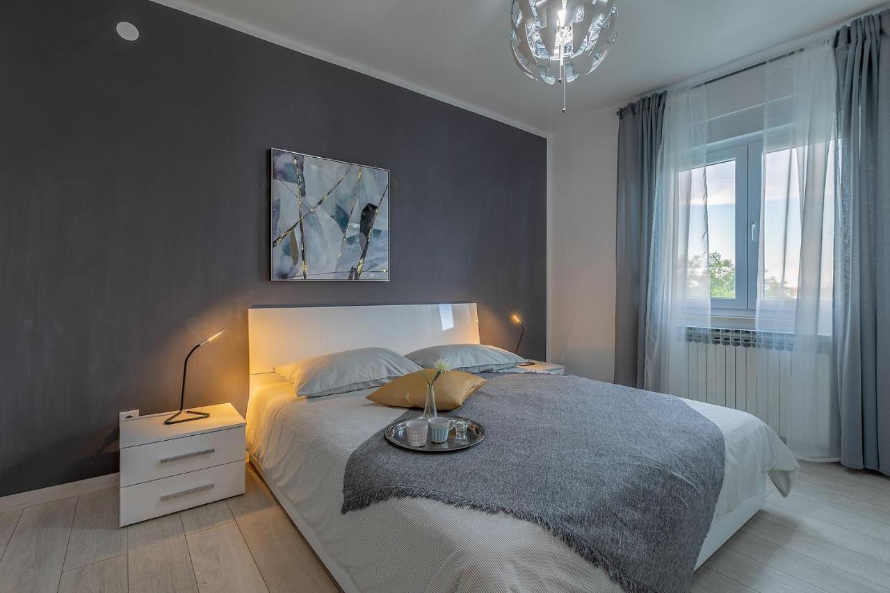 Premium 100M2 Sea View Apartment Лижнян Екстер'єр фото