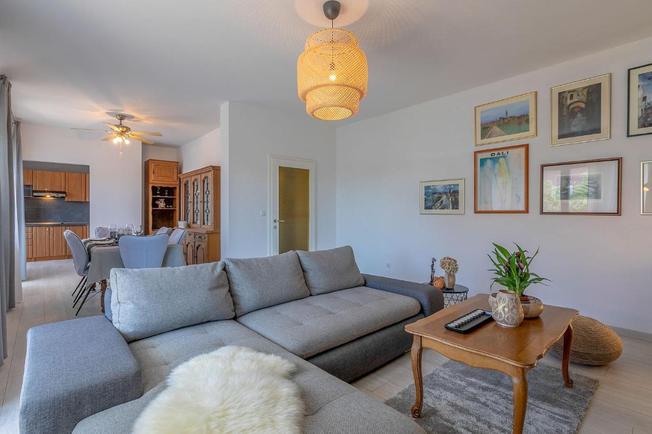 Premium 100M2 Sea View Apartment Лижнян Екстер'єр фото